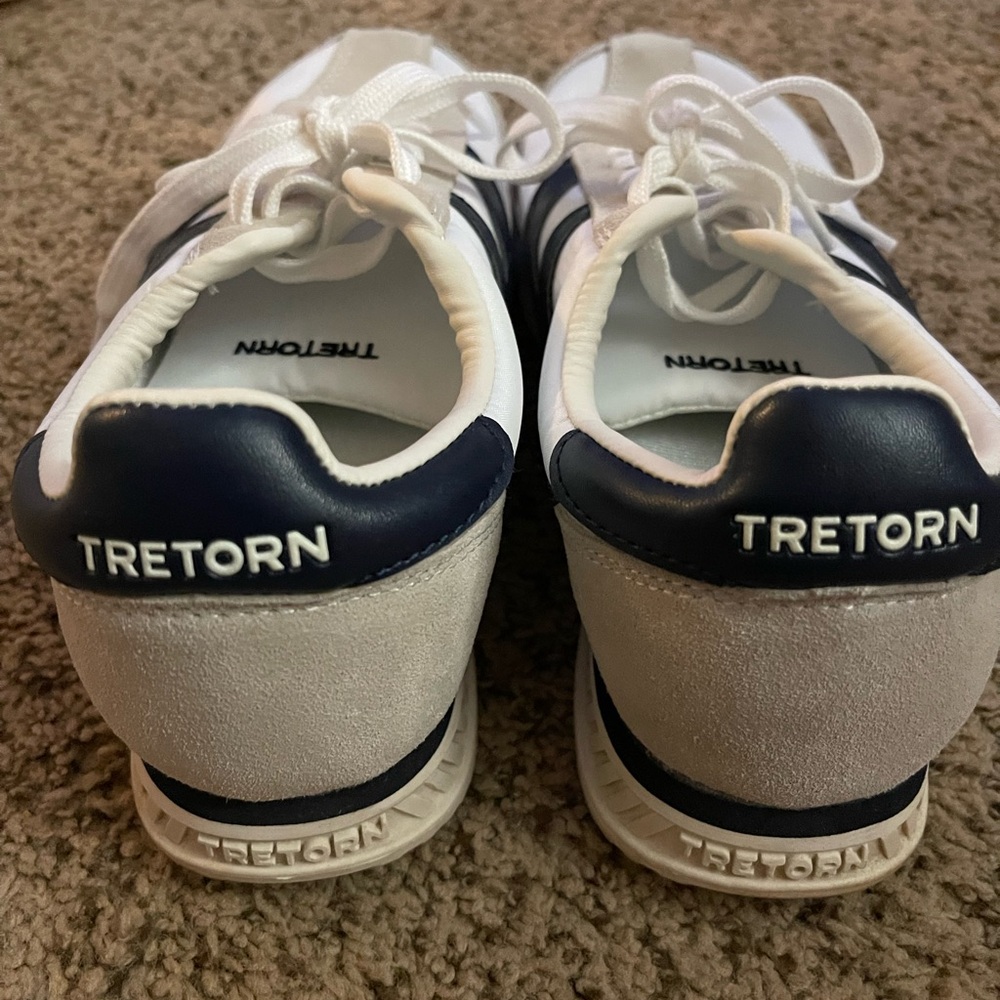 Women’s Sneakers size 9.5